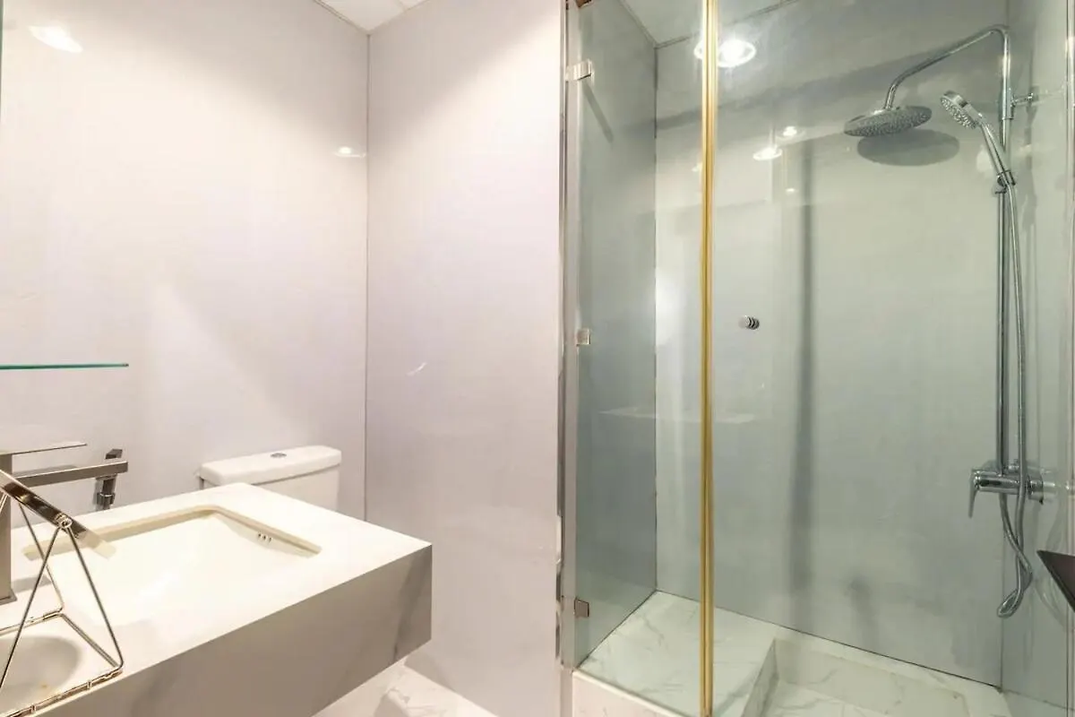 Minimalist High Floor Sea View 3 Bedroom In Marina Dubai
